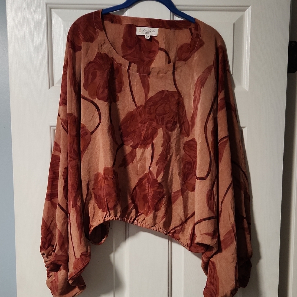 Kantha Bae Silk Cropped Floral Patterned Crop Top